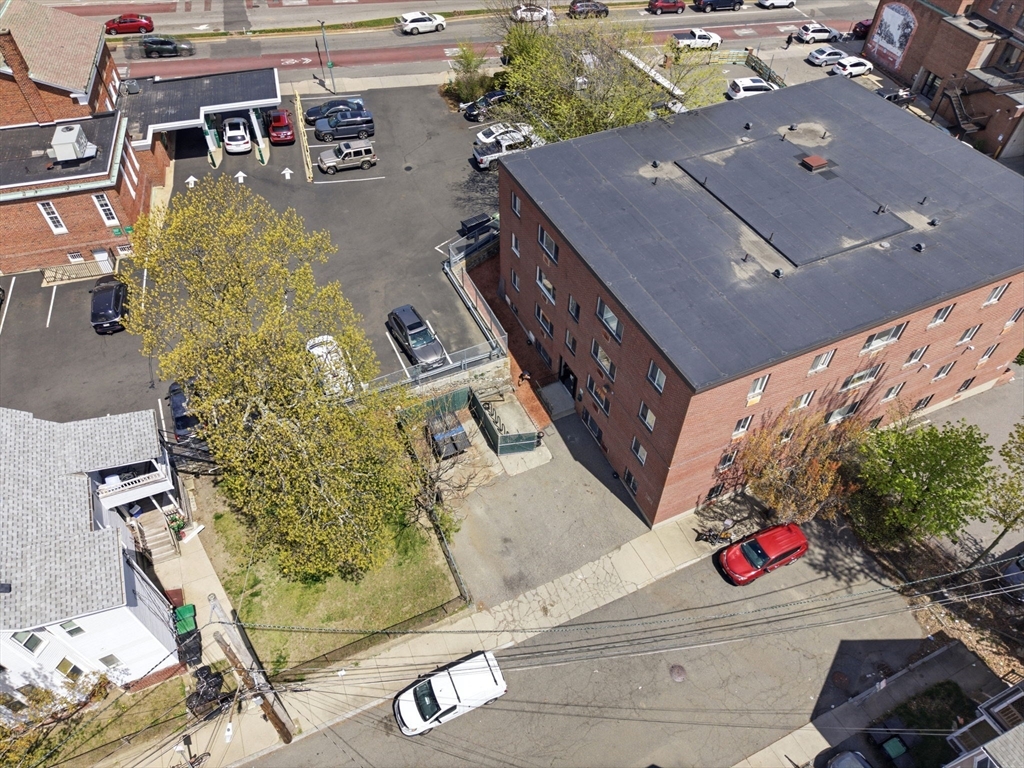 326 Broadway #6, Somerville, MA Photo #28