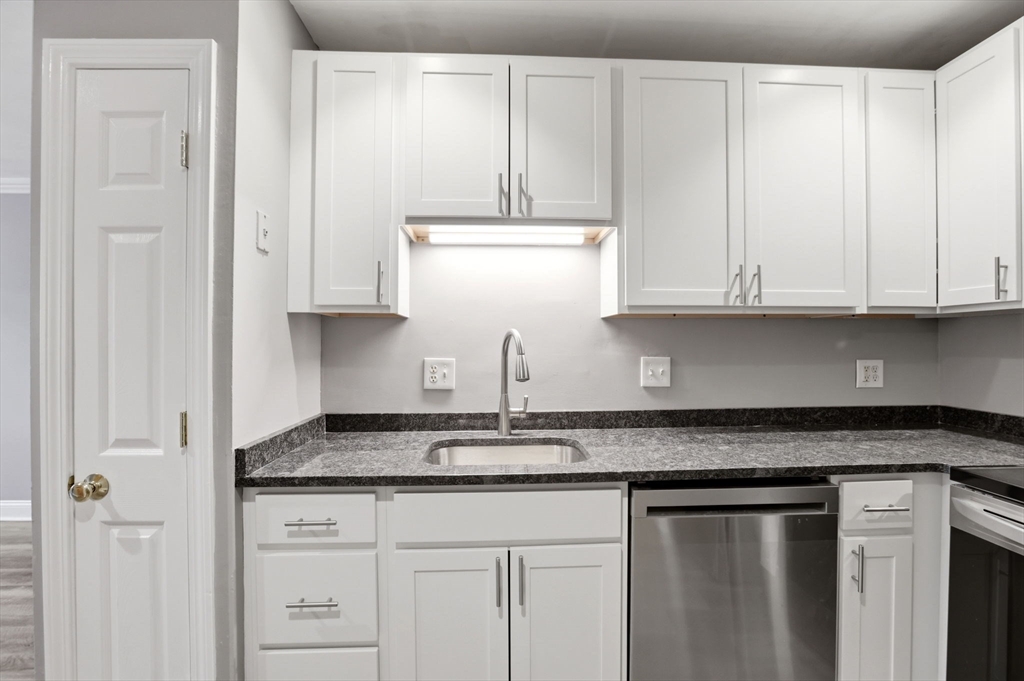 326 Broadway #6, Somerville, MA Photo #6