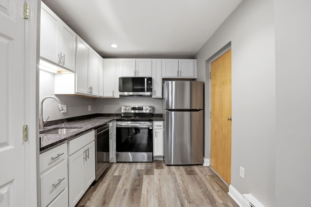326 Broadway 6