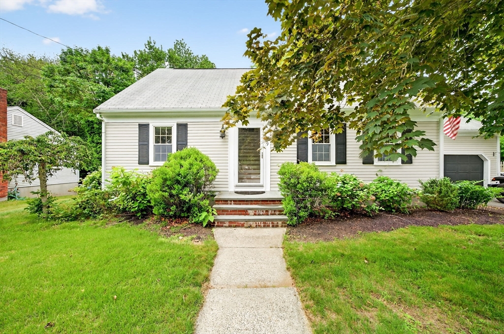 9 Arrowhead Ln