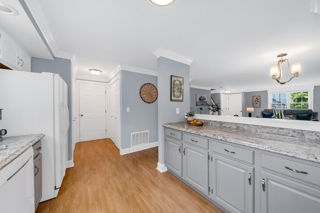 157 Whittier Meadows Dr #157, Amesbury, MA, 157 Whittier Meadows Dr #157, Amesbury, MA Photo #11