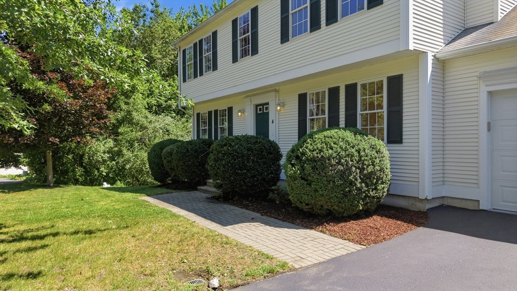 4 Azalea Circle