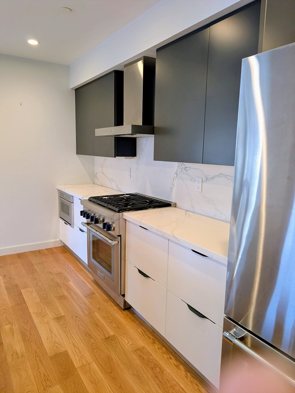 537 East Second St 101