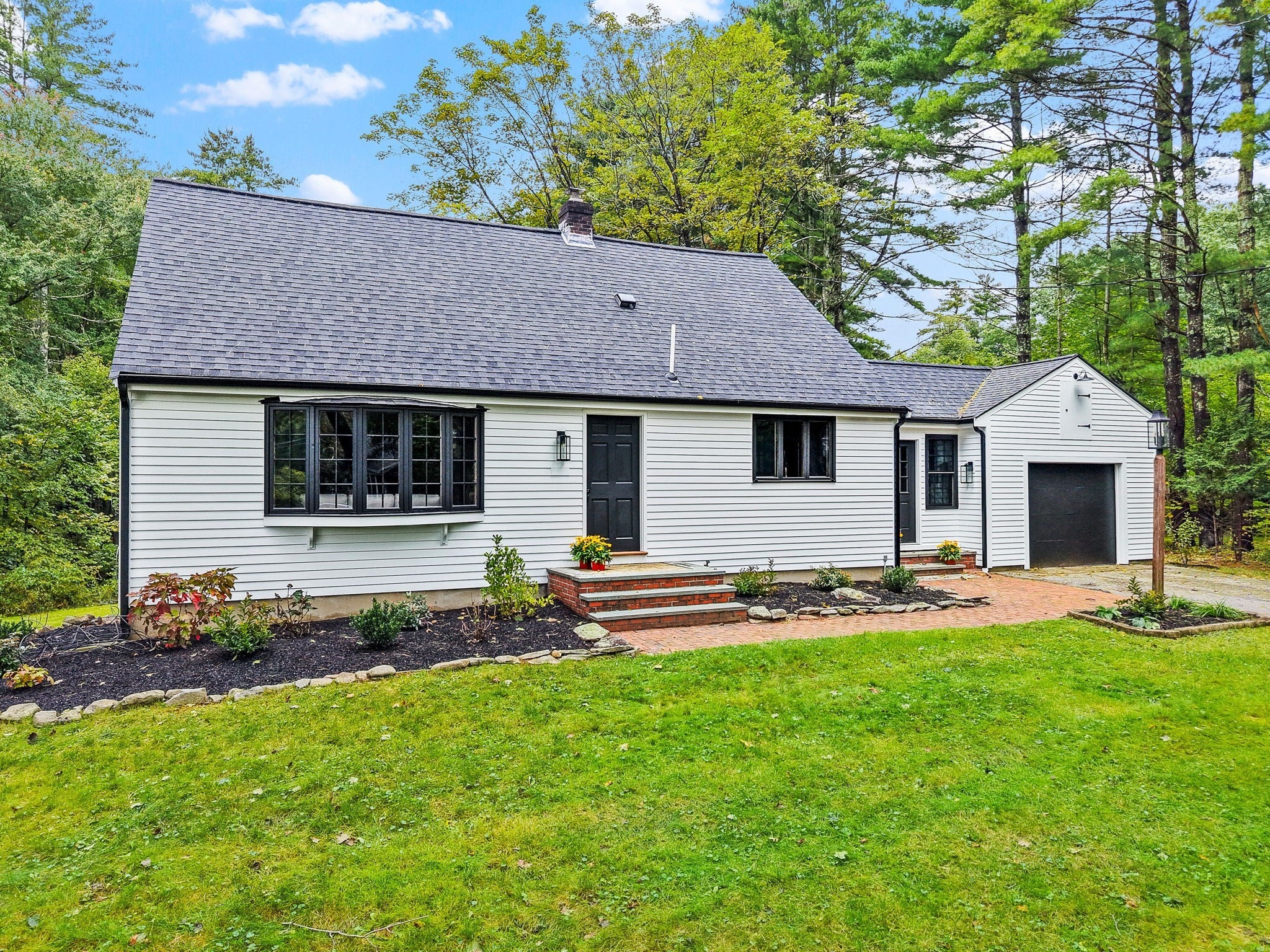 217 Hudson Rd