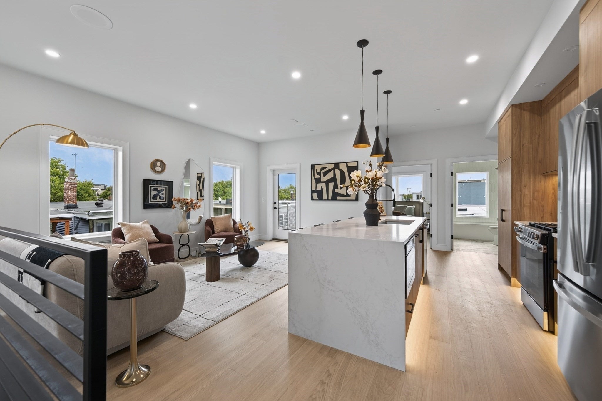 Photo of 250 Bremen ST, Boston, MA