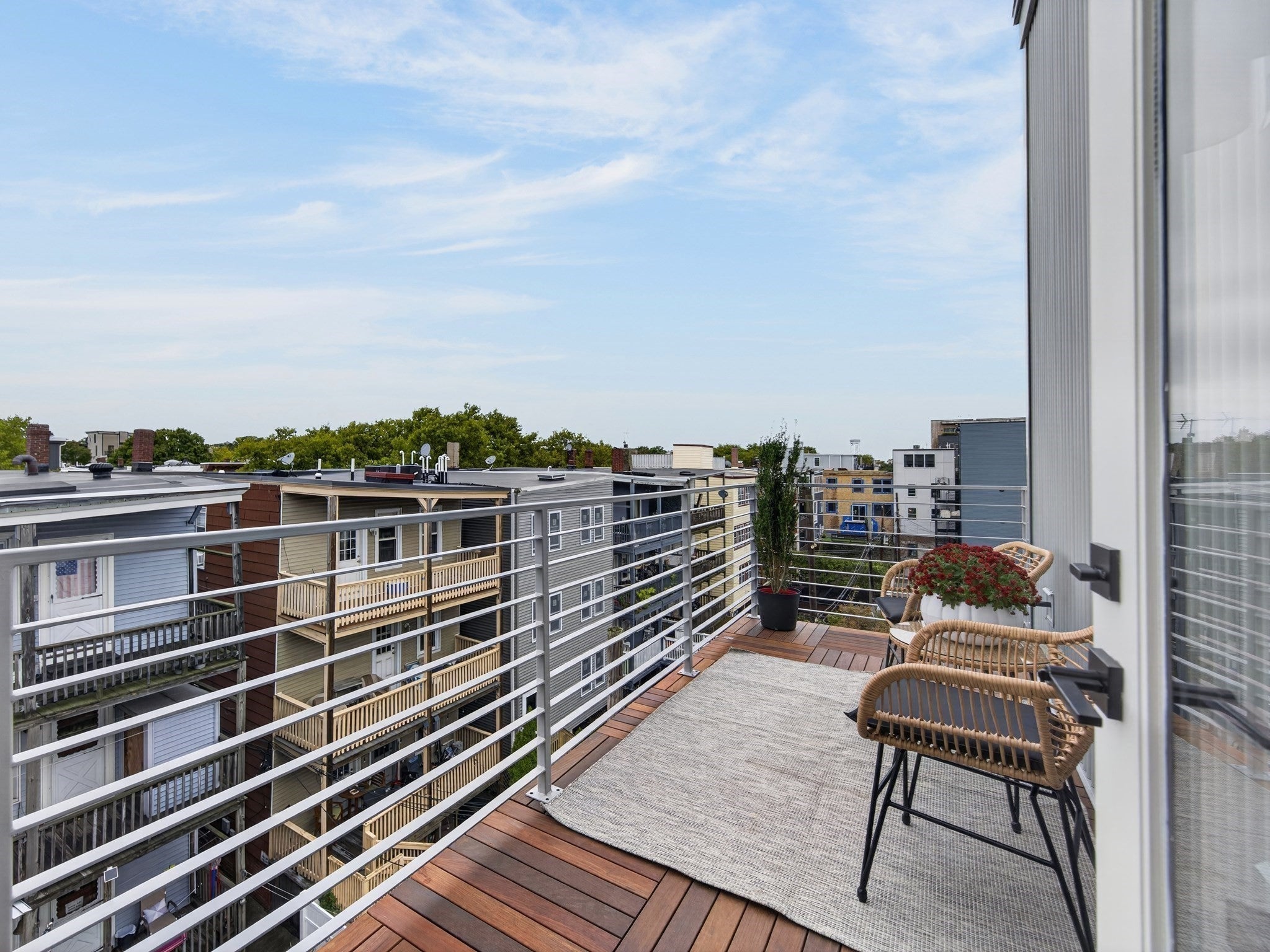 250 Bremen ST #8, Boston, MA Photo #16