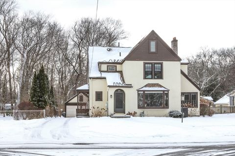 115 Wenonah Road Longmeadow MA 01106