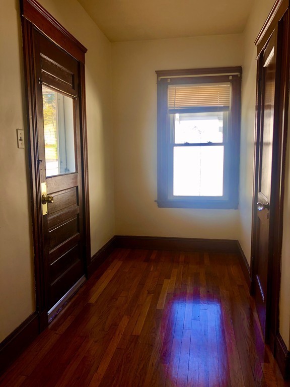 1123 Main Street 1123