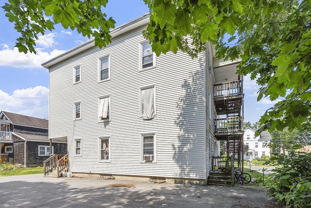 58 4th St