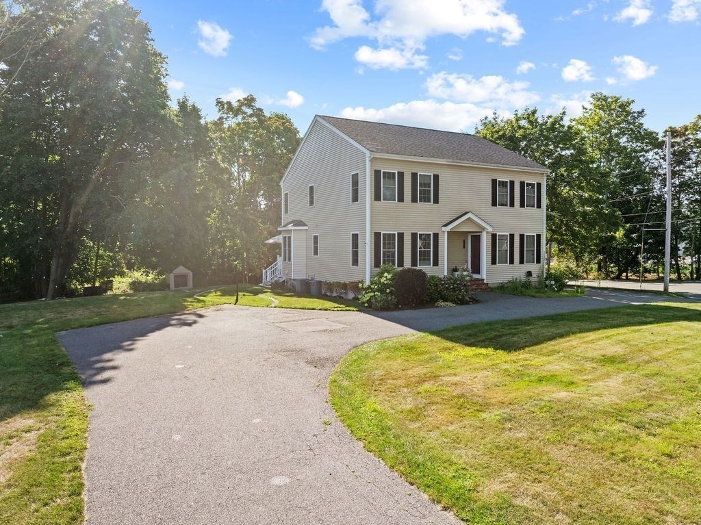 257 Pleasant St 1
