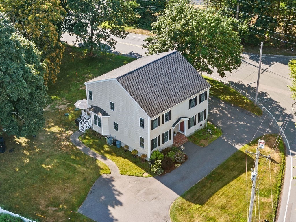 257 Pleasant St 1