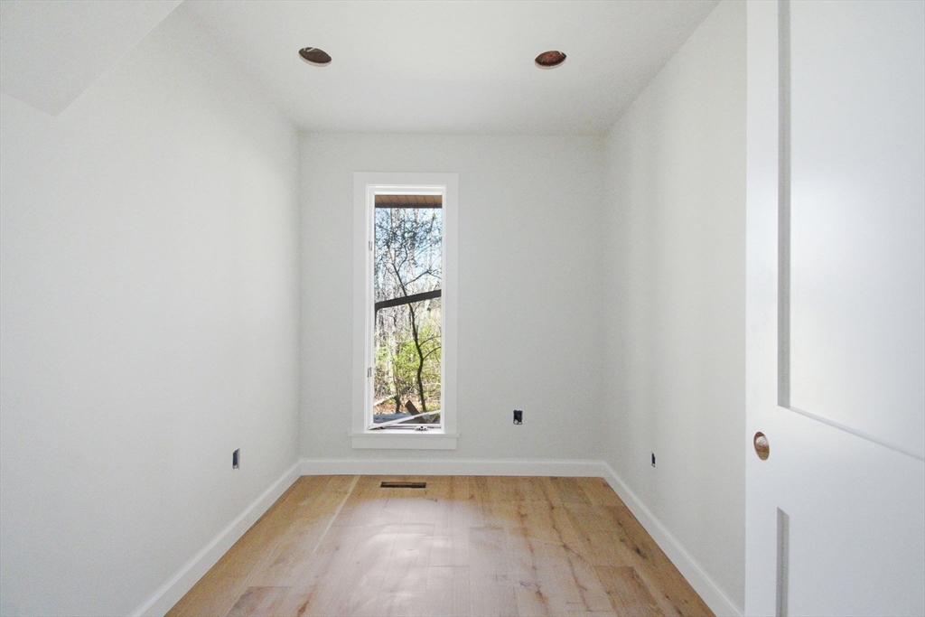 86 Harry Kemp Way #A, Provincetown, MA Photo #11