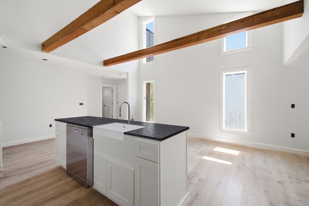 86 Harry Kemp Way #A, Provincetown, MA Photo #4