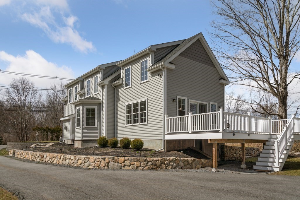 21 Western Ave