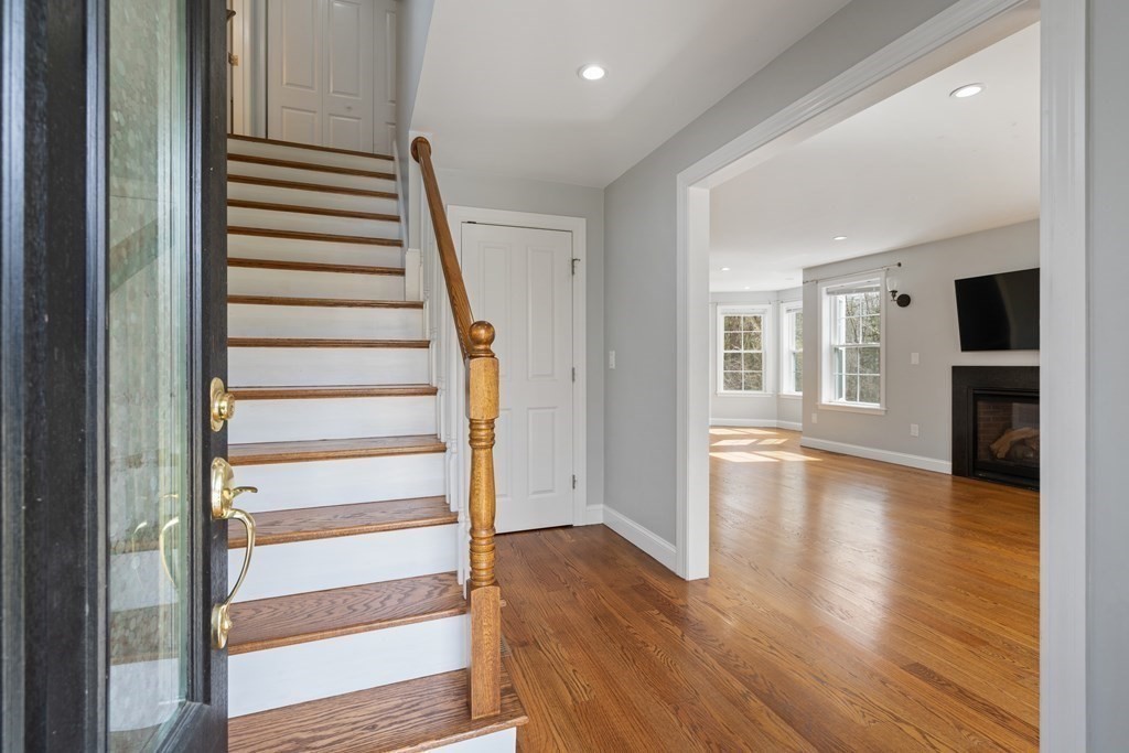 21 Western Ave