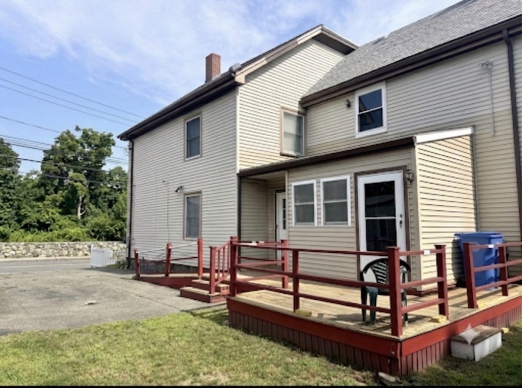 268 Newton St