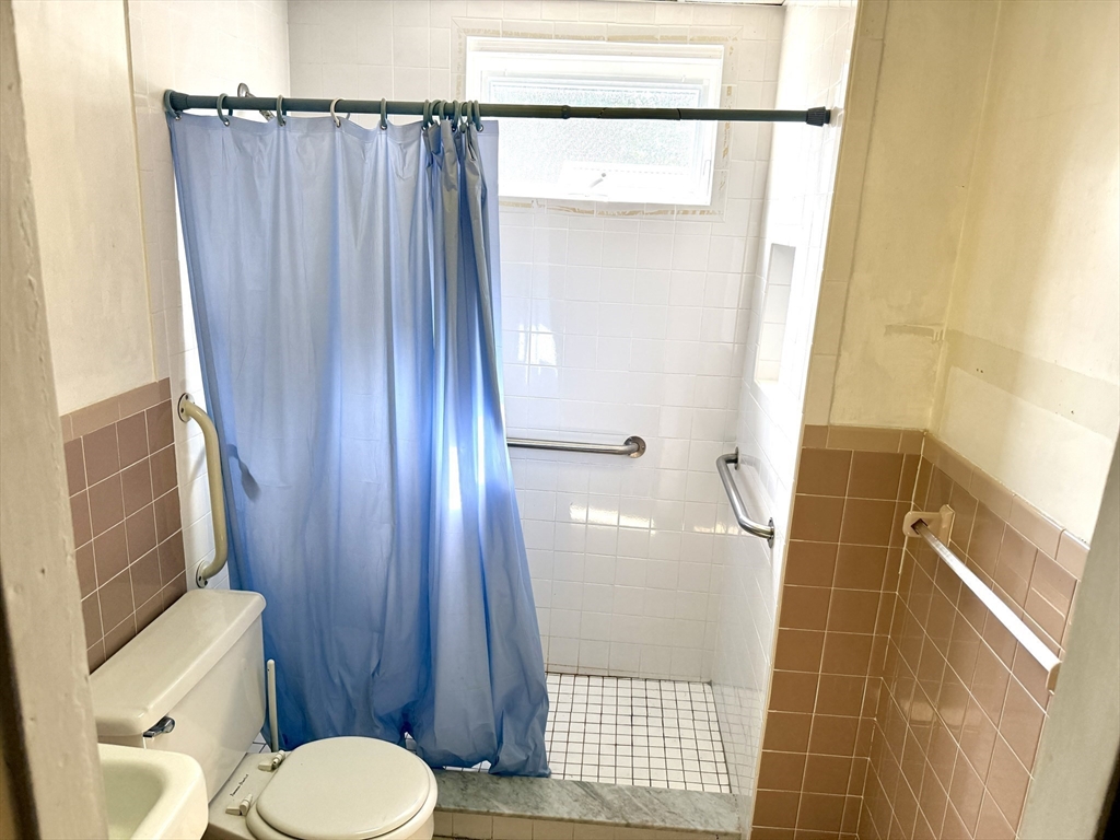 268 Newton St, Waltham, MA Photo #13