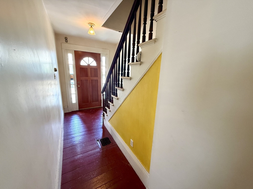 268 Newton St, Waltham, MA Photo #19