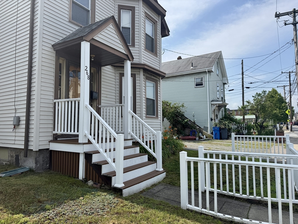 268 Newton St, Waltham, MA Photo #9