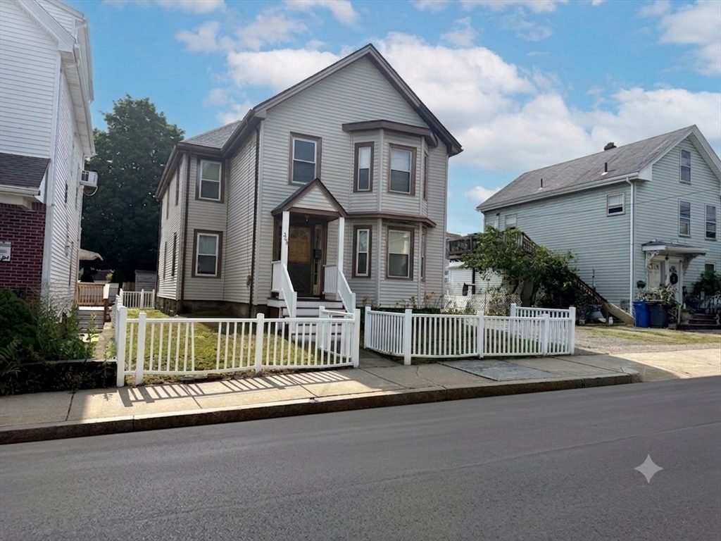 268 Newton St
