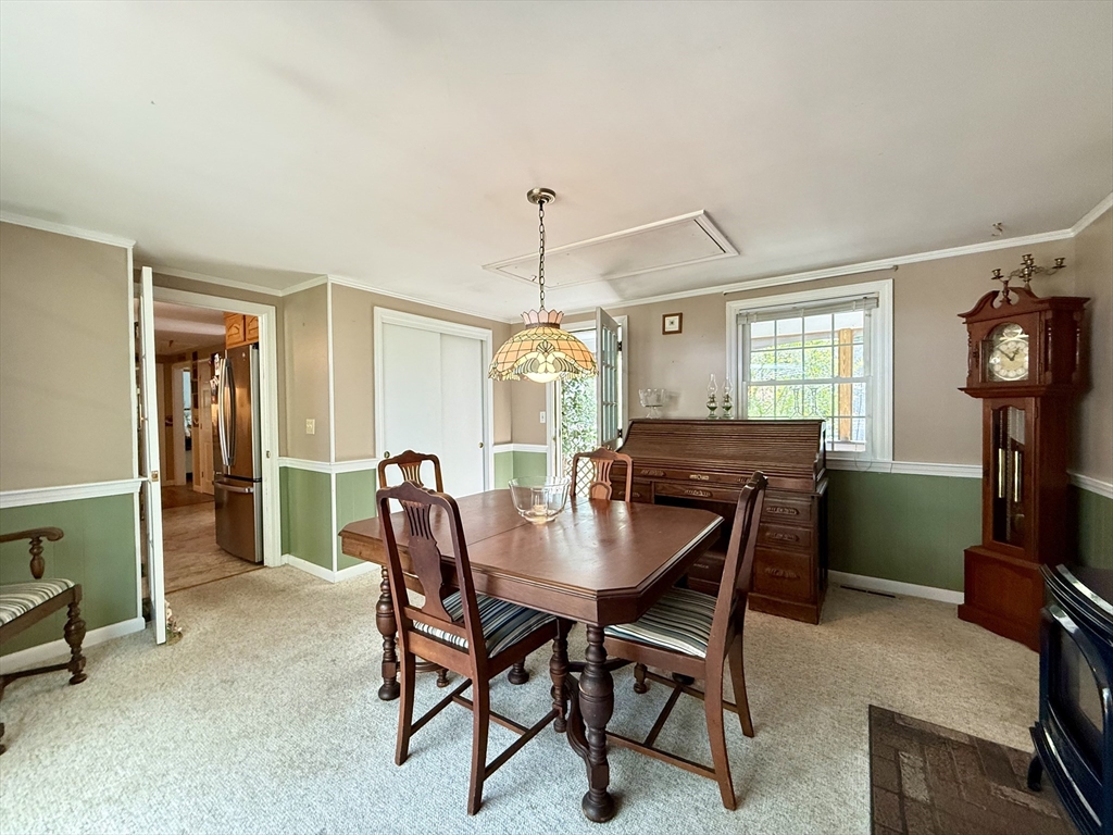 24 Fast Brook Rd