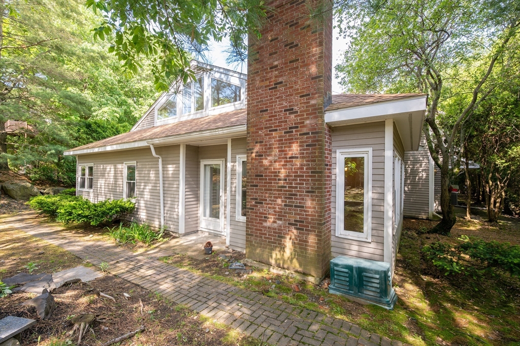 2 Aurora Ln 2
