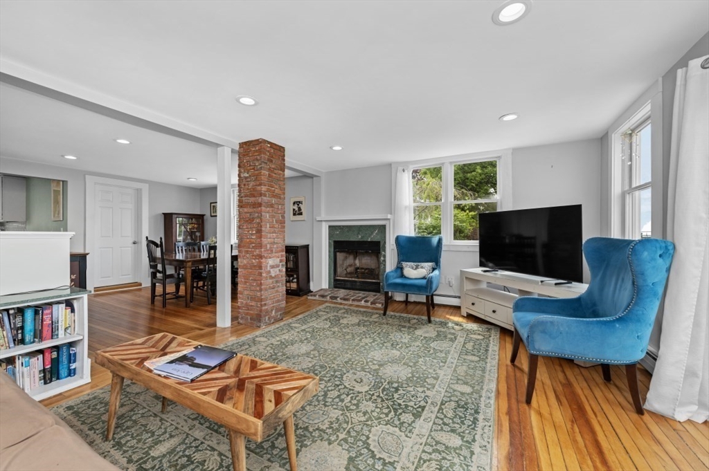 10 Perkins Rd
