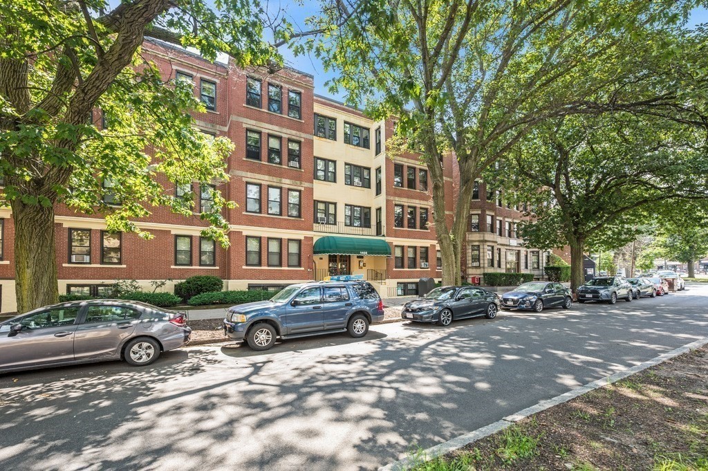 1408 Commonwealth Avenue 8-15