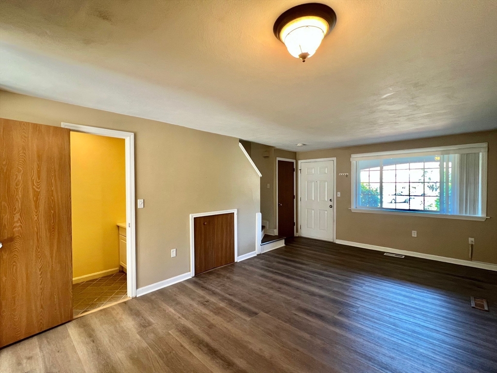 64 Kennedy Dr 1