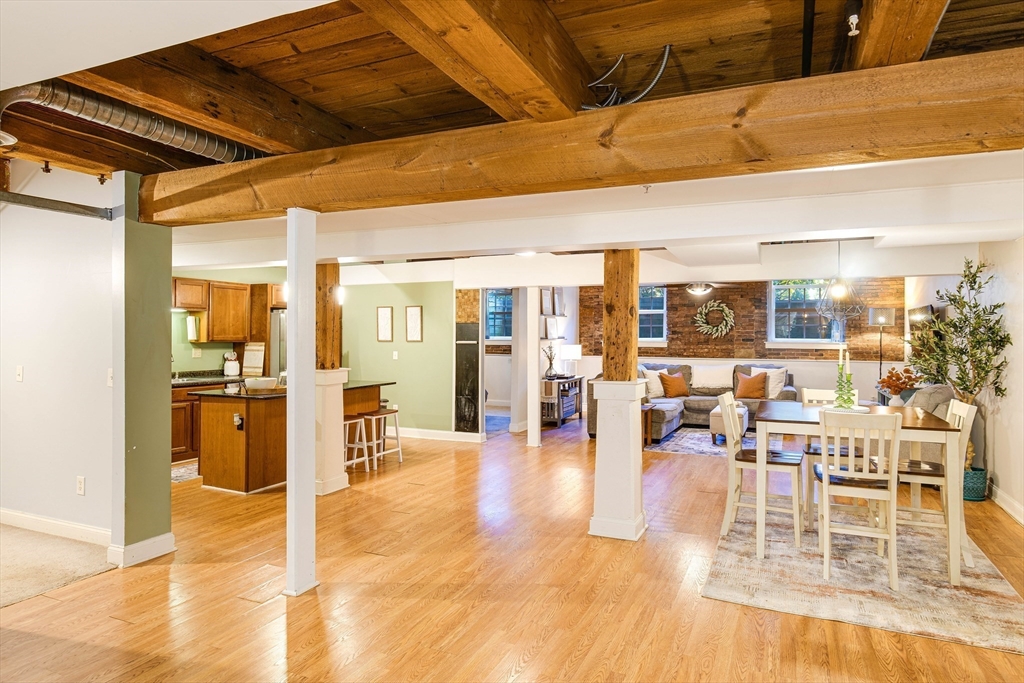 25 Cedar St 3