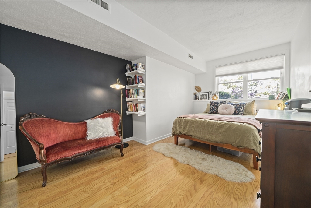 11 Marion Street #A, Boston, MA Photo #13