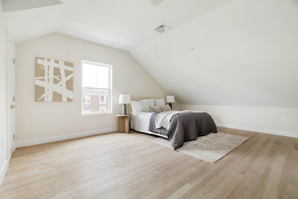 Boston, Massachusetts 02119, United States, 2 Bedrooms Bedrooms, ,2 BathroomsBathrooms,Residential,Contingent,128022