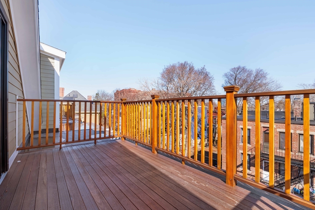 Boston, Massachusetts 02119, United States, 2 Bedrooms Bedrooms, ,2 BathroomsBathrooms,Residential,Contingent,128022