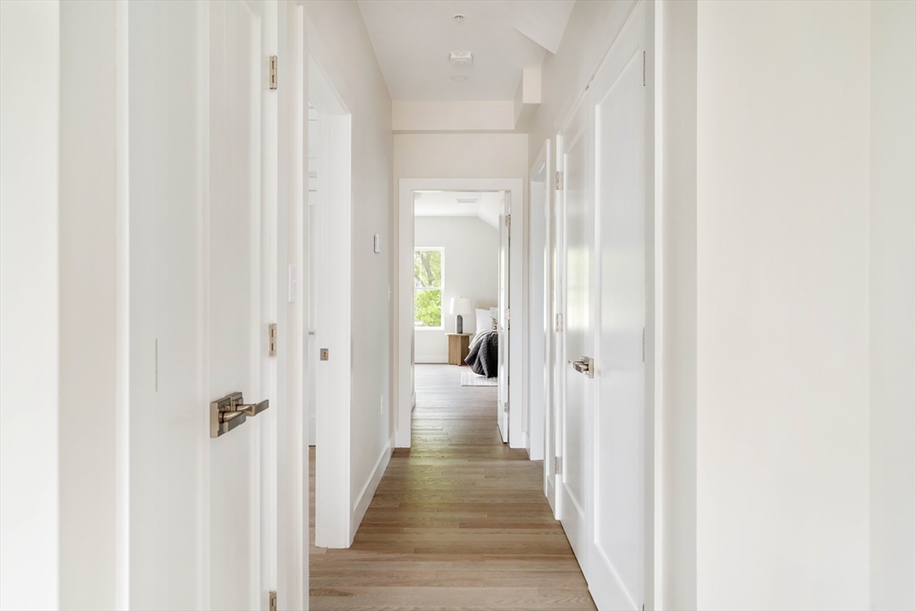 Boston, Massachusetts 02119, United States, 2 Bedrooms Bedrooms, ,2 BathroomsBathrooms,Residential,Contingent,128022