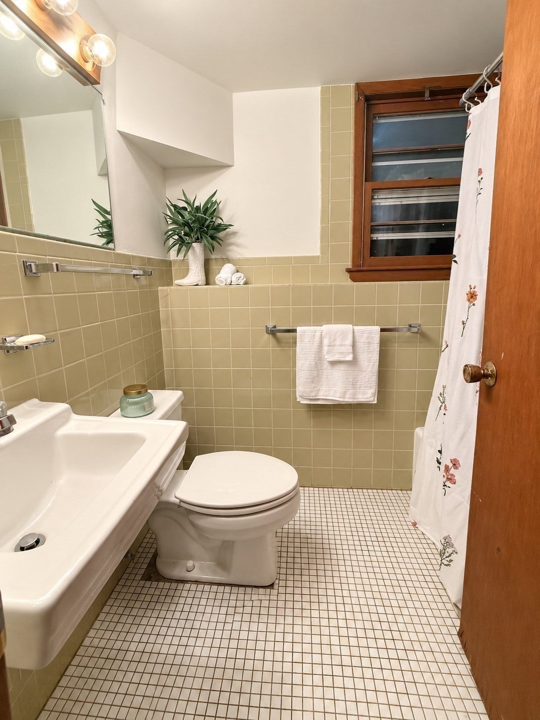 15 Carriage Dr, Chelmsford, MA Photo #7