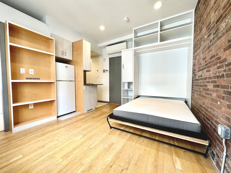 144 Bowdoin Street 51