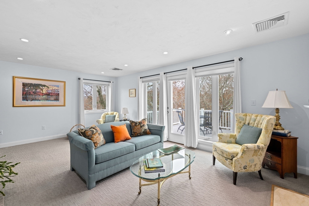 92 Cliffside Dr hole 2