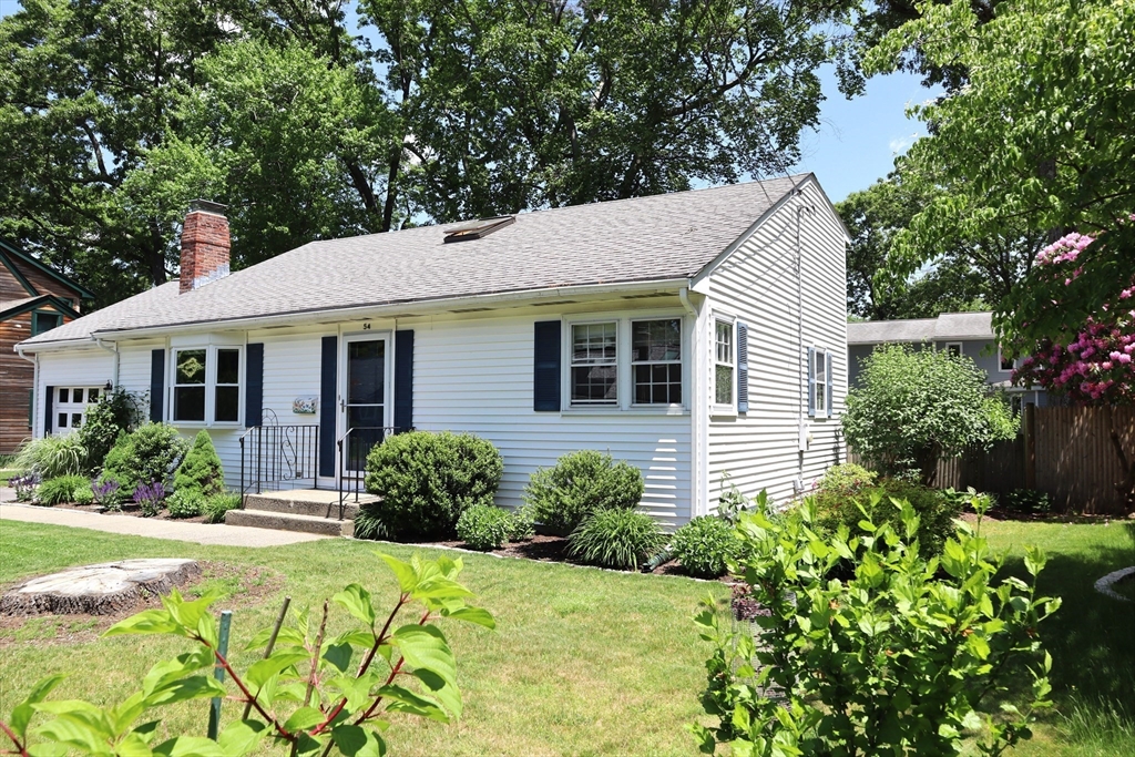 54 Florissant Ave