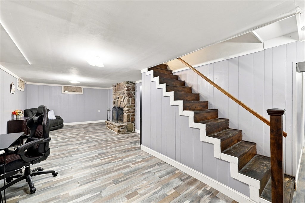 93 Leno Rd, Holland, MA Photo #26