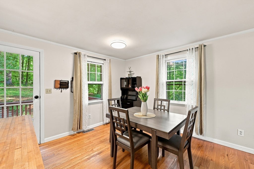 93 Leno Rd, Holland, MA Photo #8
