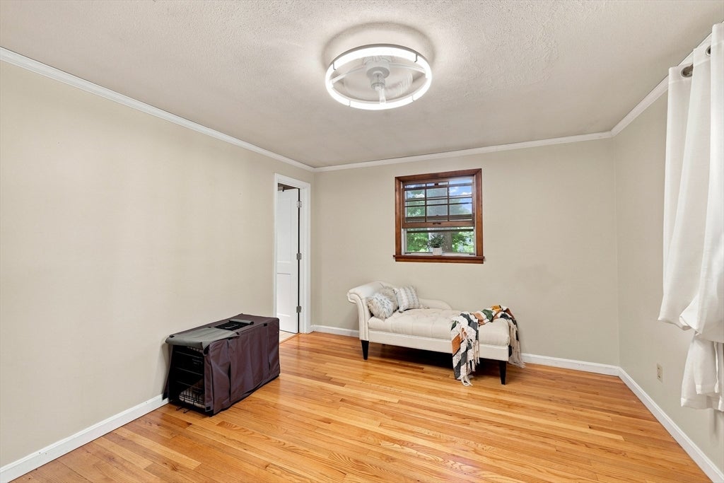 93 Leno Rd, Holland, MA Photo #17