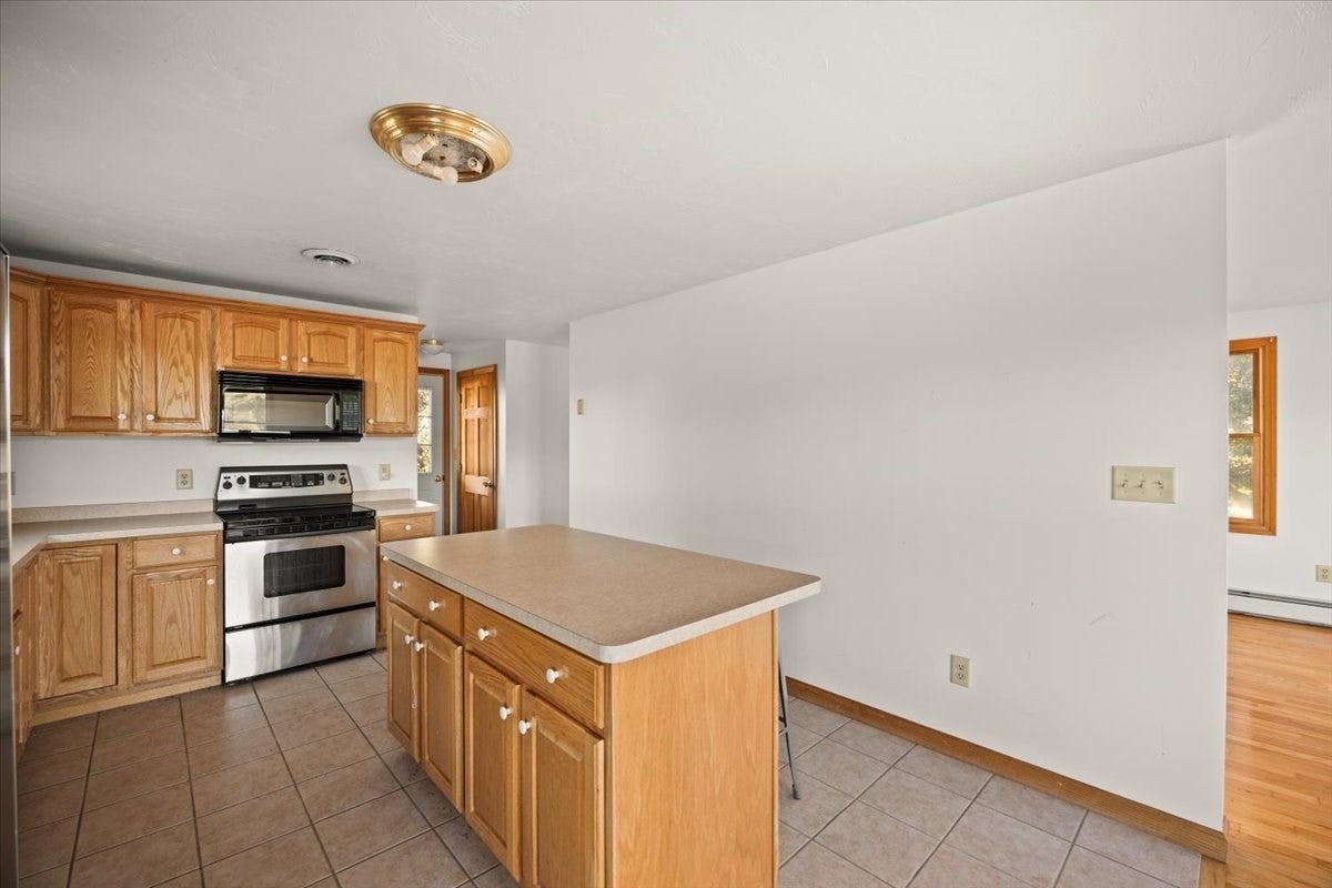 1652 State Rd, Plymouth, MA Photo #13