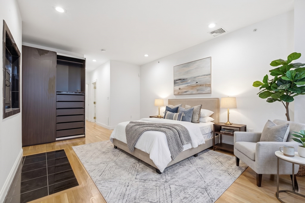 397 Marlborough St 2