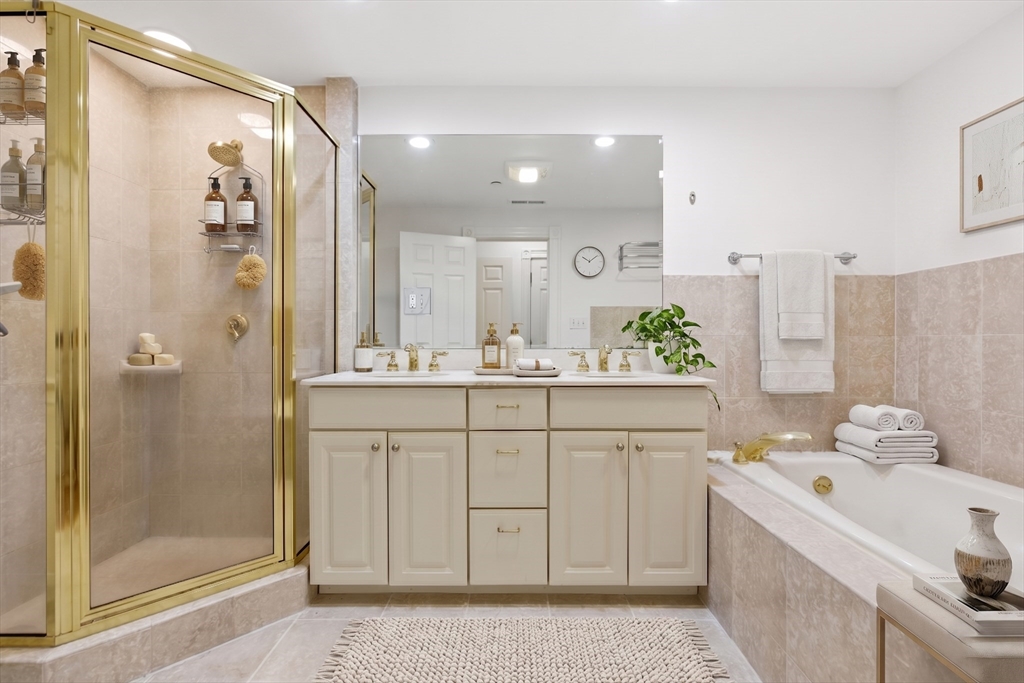 397 Marlborough St 2