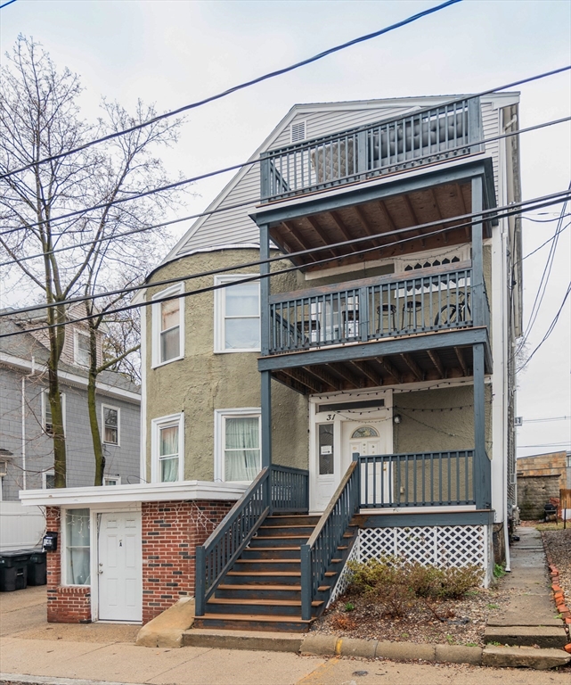 31 Haskell St