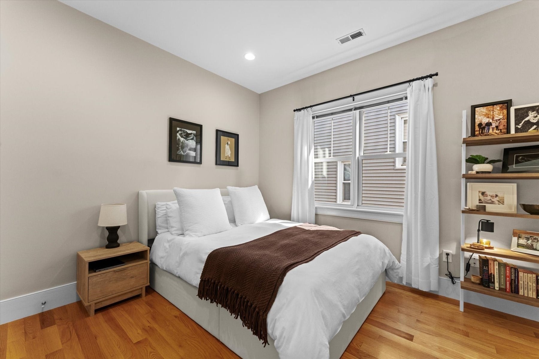 861 E 2nd St #3, Boston, MA Photo #22