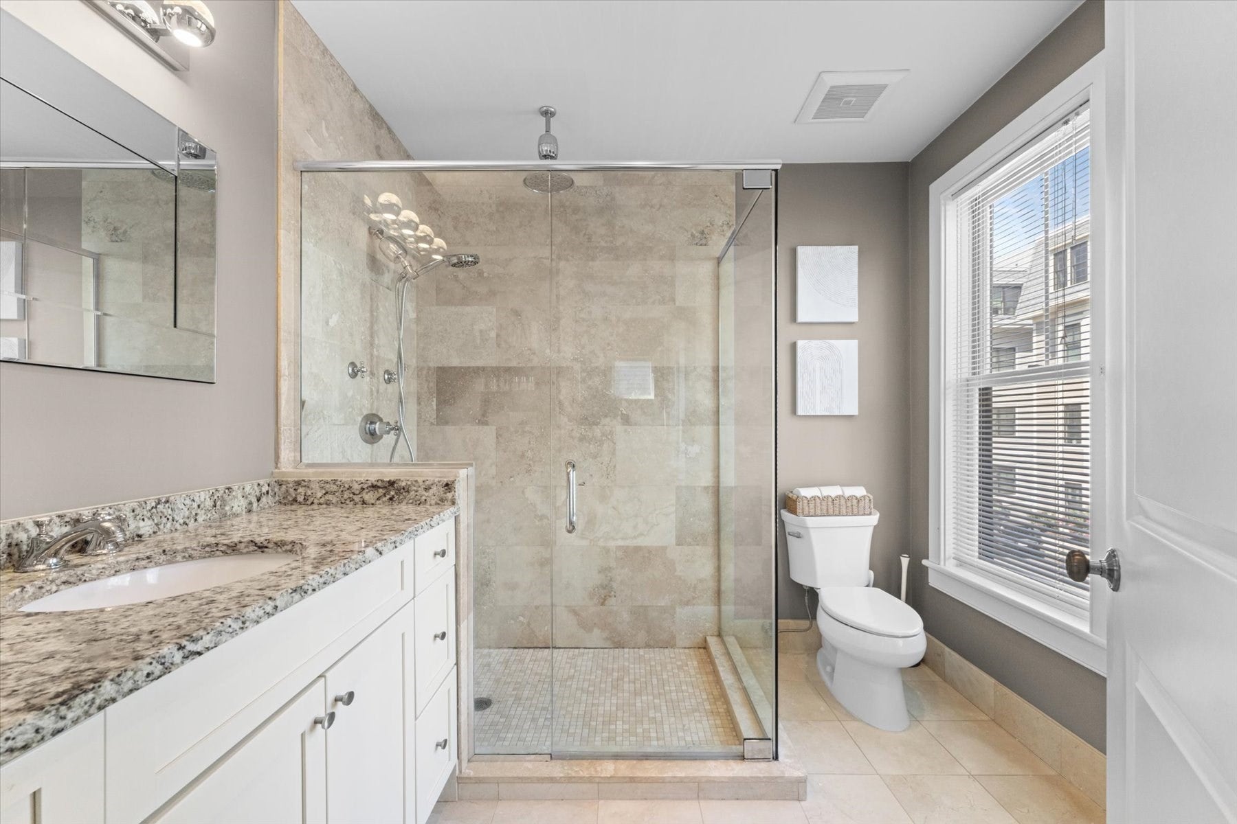 861 E 2nd St #3, Boston, MA Photo #18