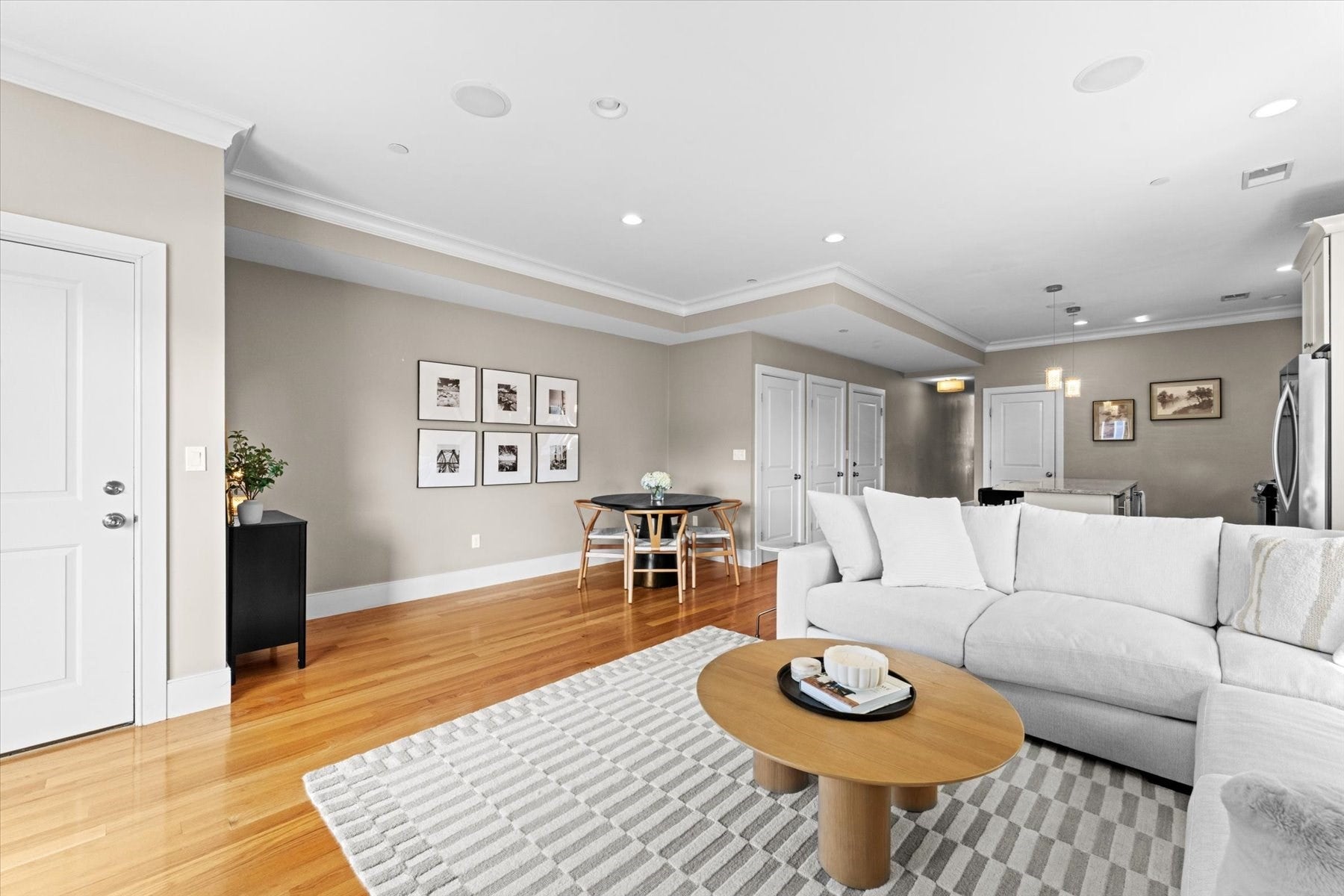 861 E 2nd St #3, Boston, MA Photo #7