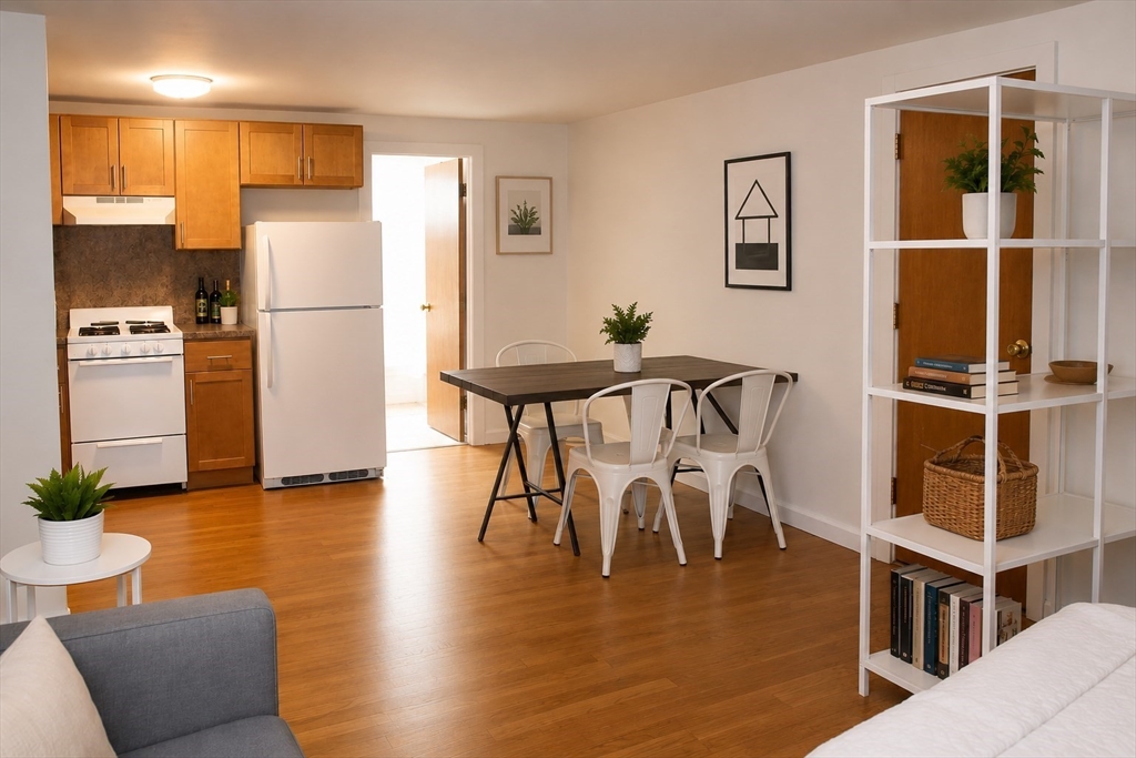 Click for 23 East Springfield ST #1A, Boston, MA slideshow