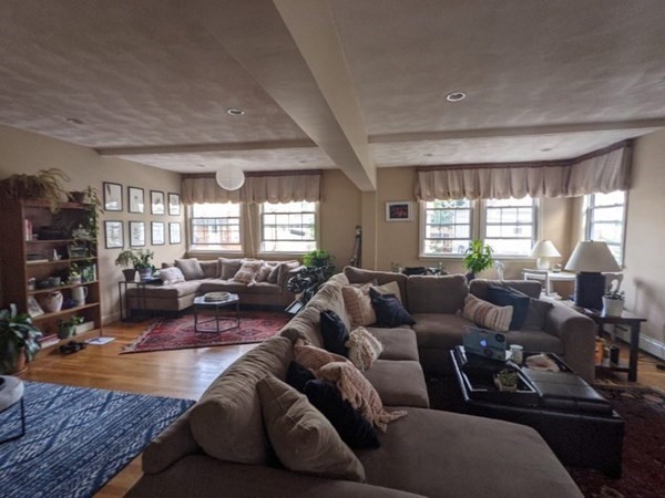 11 Lowden Ave 2